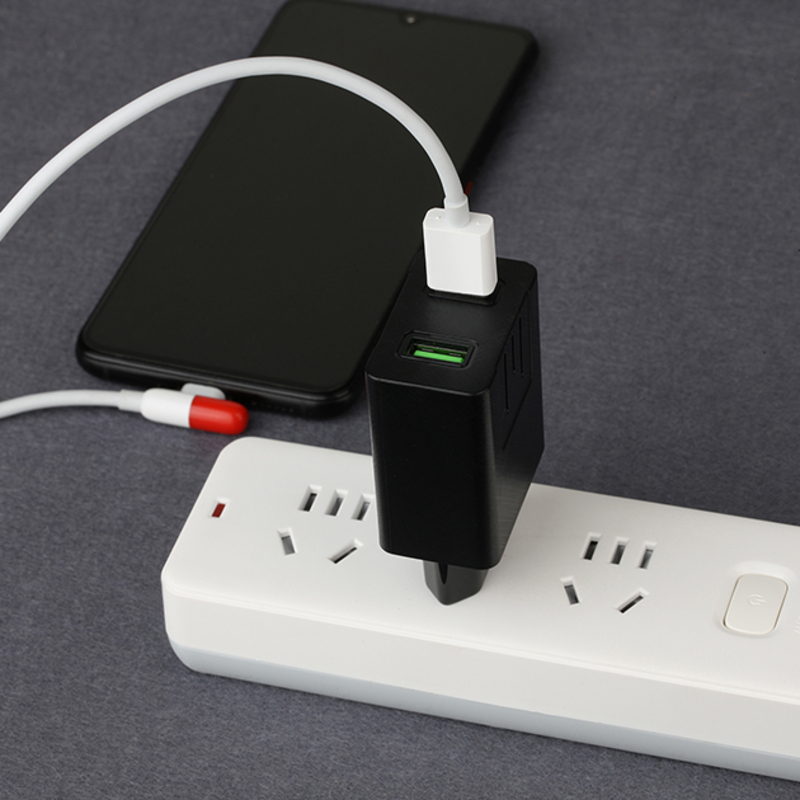 Мобилен телефон Бързо зарядно Универсален адаптер 2USB портове универсално много зарядно за пътуване портативно зарядно OEM