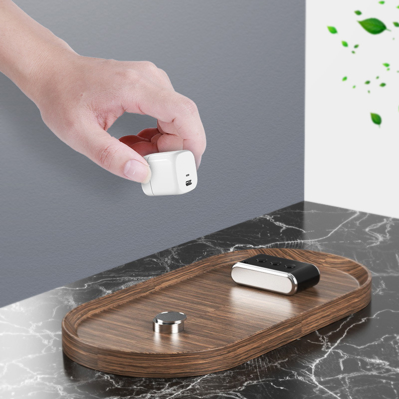 PD 20W USB-C бързо зарядно устройство